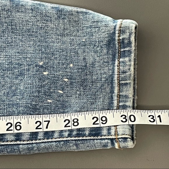 Cabi Cinch Skinny Jeans Style #5492 Distressed Bleach Splatter Blue Size 4 - Picture 13 of 13